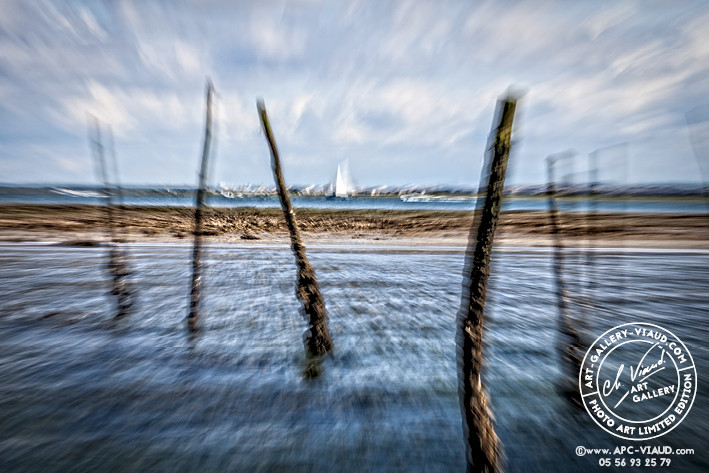 Au Travers des Piquets